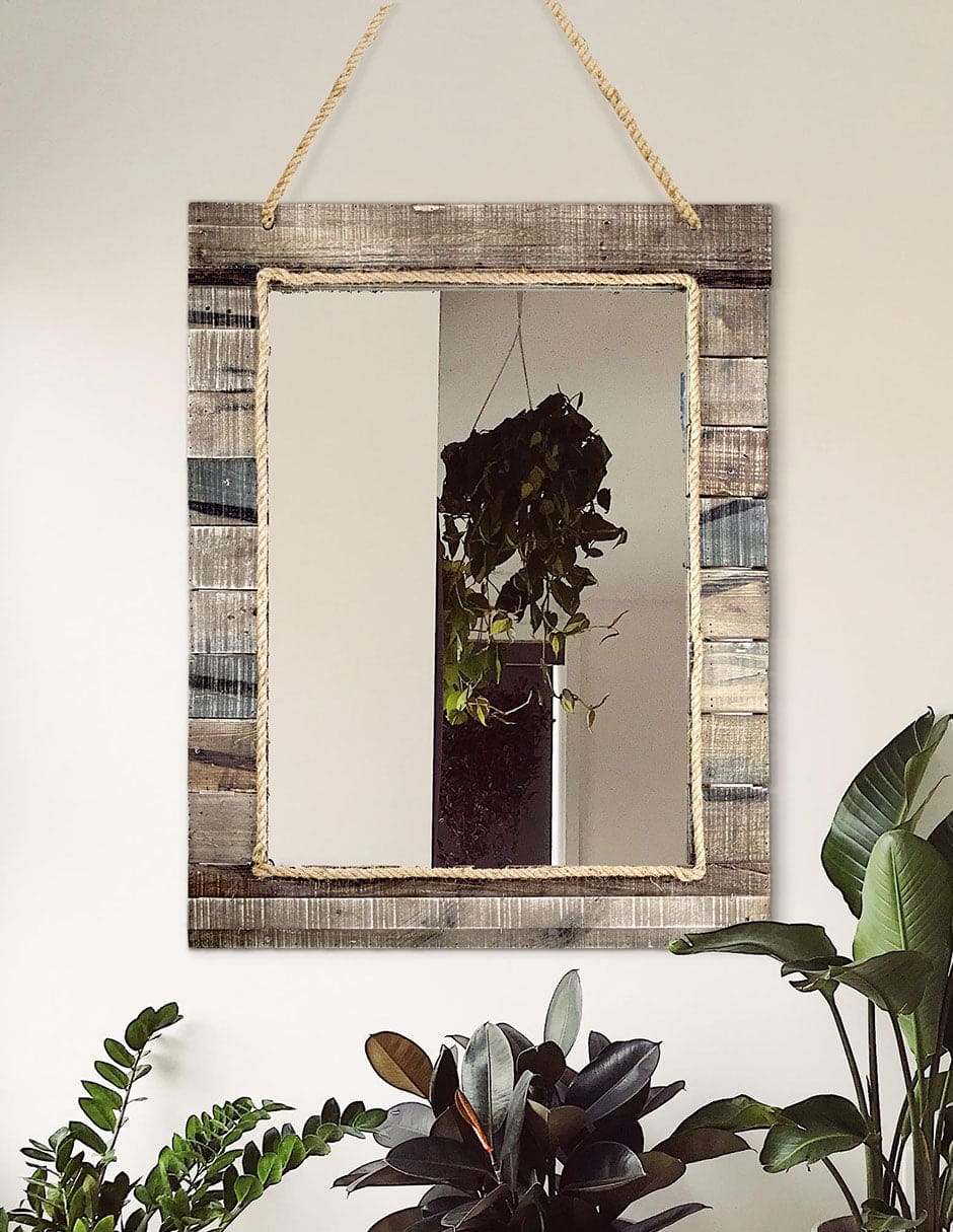 Espejo rectangular rústico de tablón de madera con cuerda incrustada