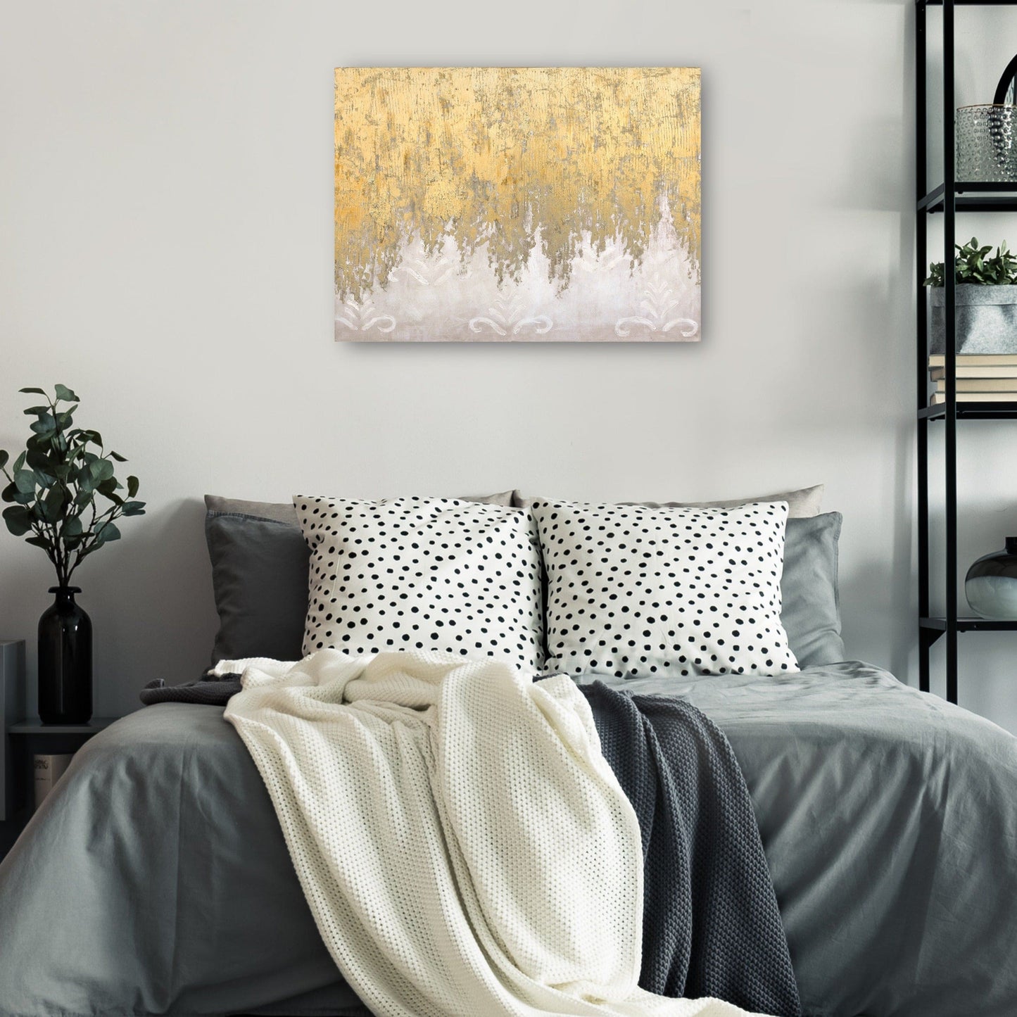 Oro y blanco - Willowbrook Fine Art