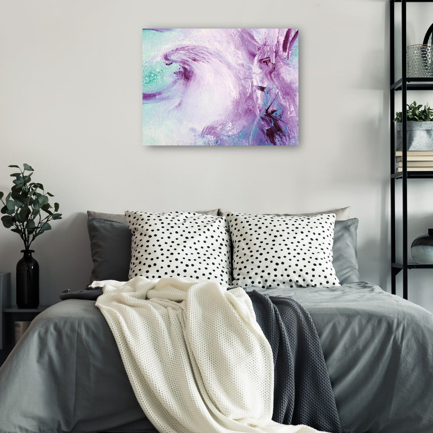 Pliegues De Satén Violeta Profundo - DP Gallery