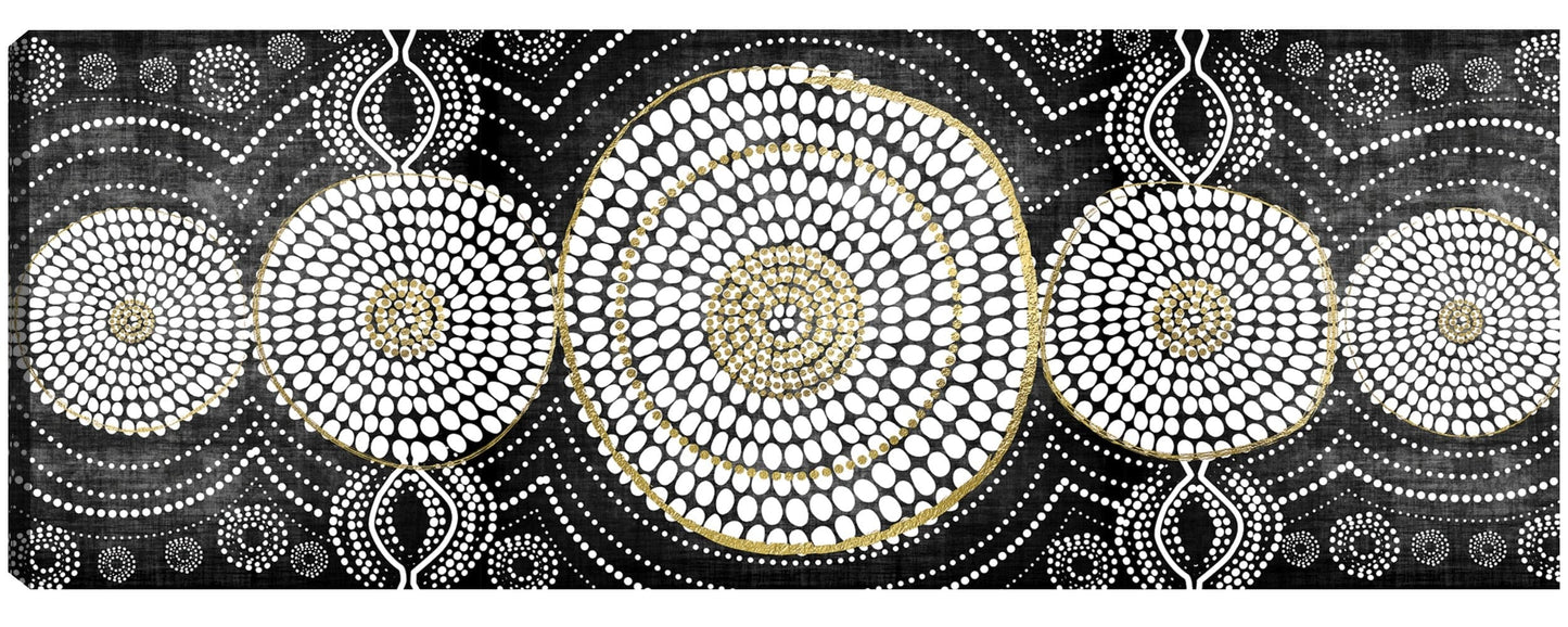 Panel tribal - Nikki Chu