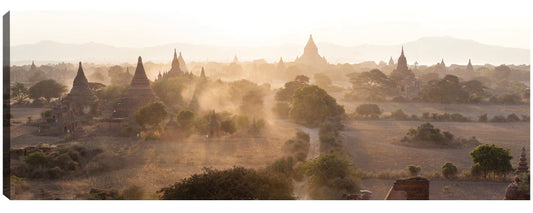 Templo antiguo brumoso - Panoramic Images
