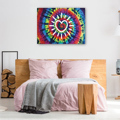 Corazón radiante del arco iris del teñido anudado - Molly Kearns