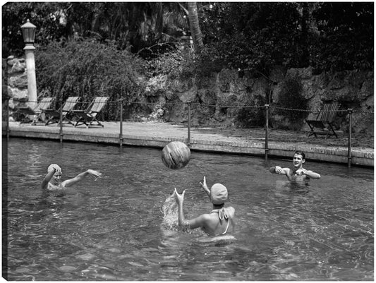 Fiesta Vintage en la Piscina - Vintage Images