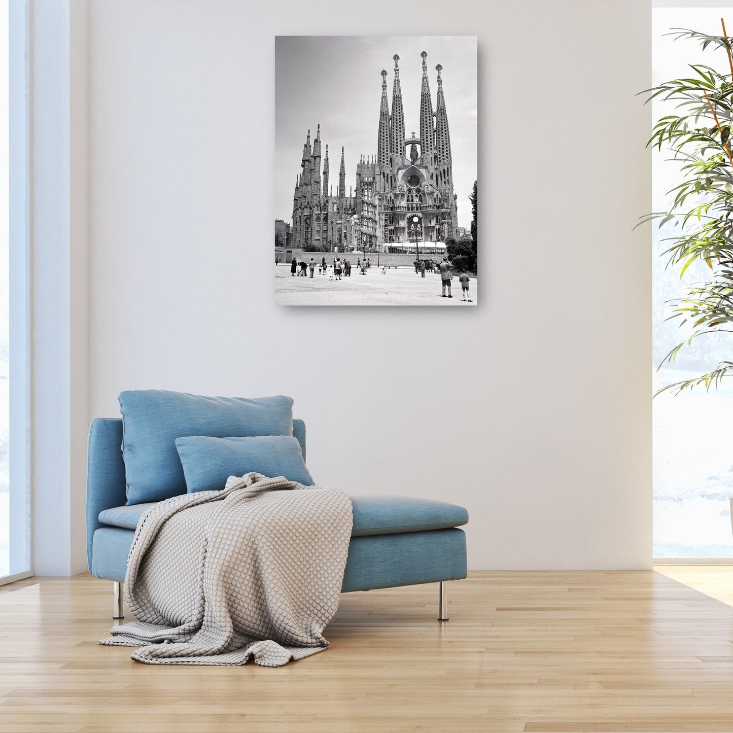 Gótico Gaudí España - Vintage Images