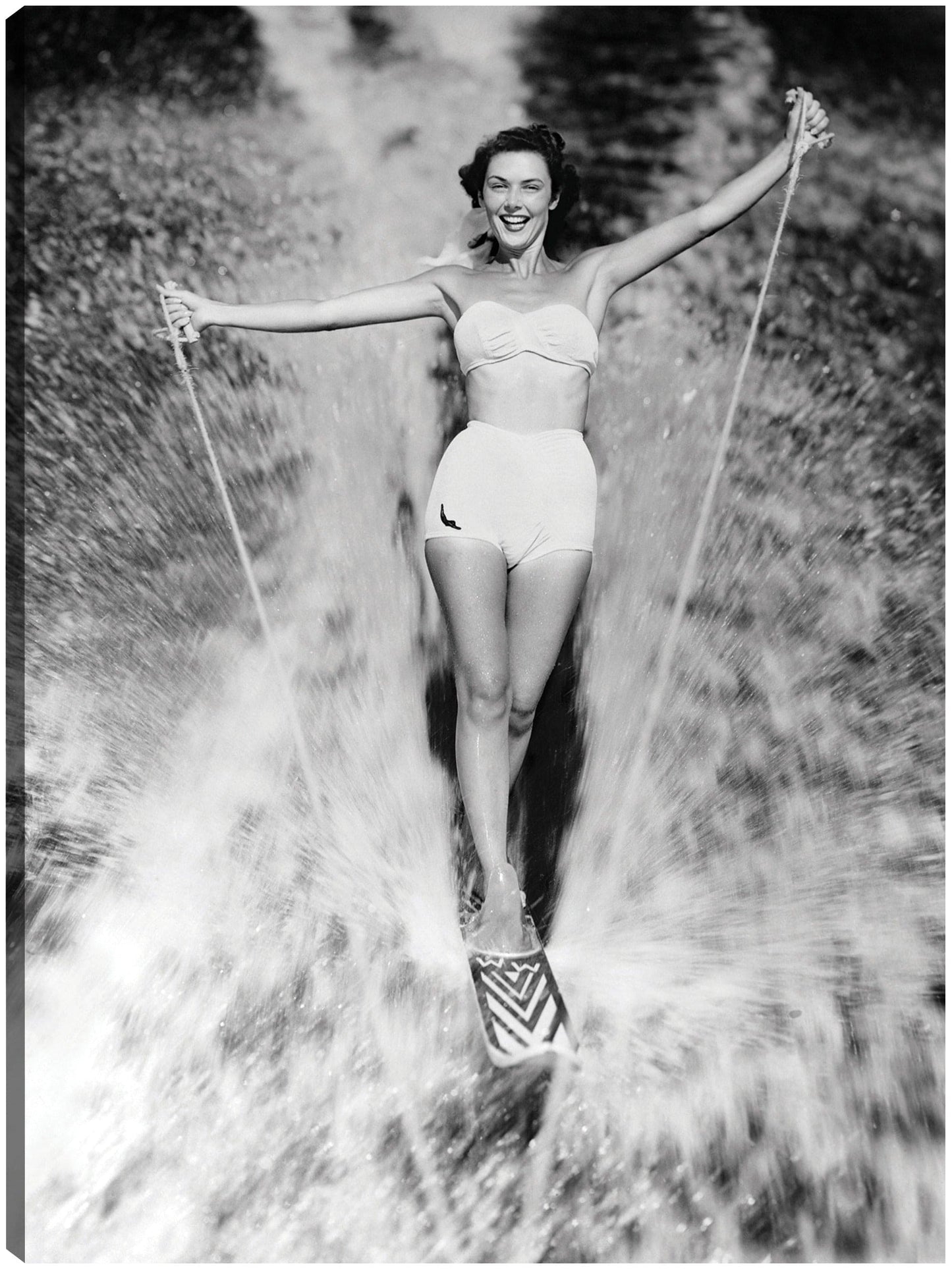 Vintage Waterski Mujer - Vintage Images