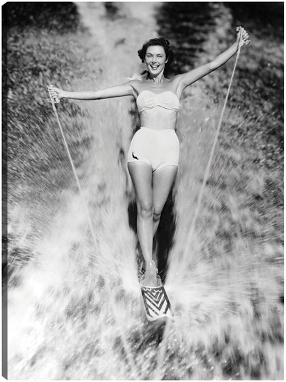 Vintage Waterski Mujer - Vintage Images