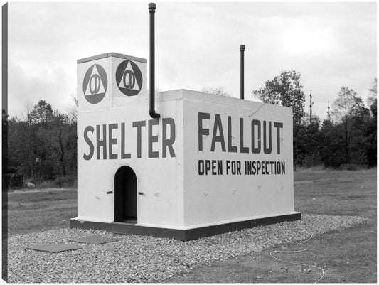 Refugio antinuclear vintage - Vintage Images