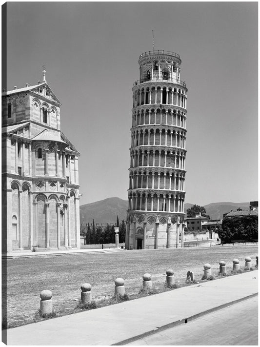 Tour de la Torre Inclinada de Italia - Vintage Images