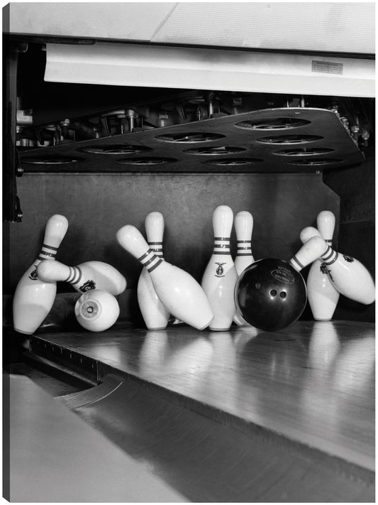 Derribando los pines - Vintage Images