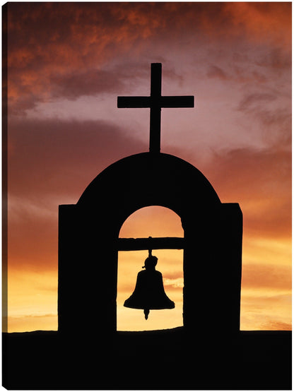 Atardecer de la campana de la misión - Vintage Images