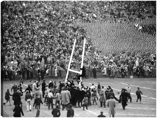 Juego de la Marina del Ejército Ganar - Vintage Images