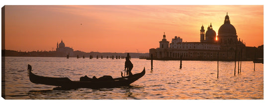 Gondolero al atardecer - Panoramic Images