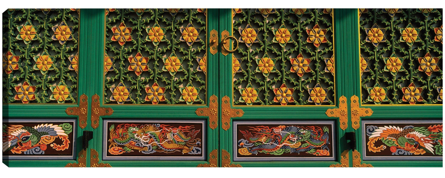 Pinturas de la puerta del templo budista - Panoramic Images