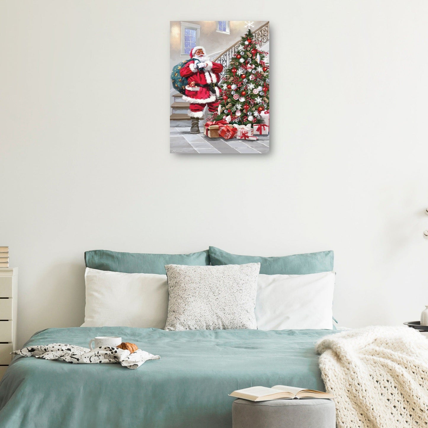 Papá Noel y el árbol - The Macneil Studio