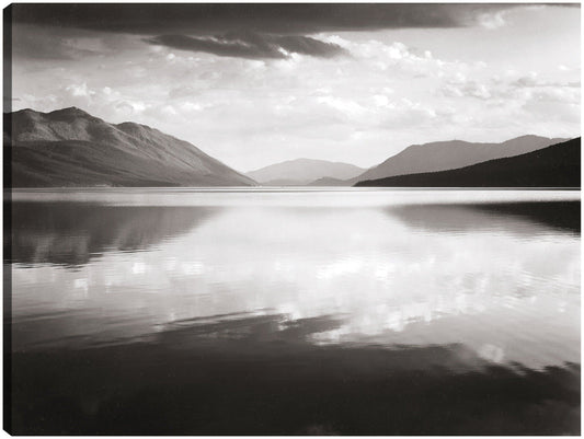 Por la tarde, Lago McDonald, Parque Nacional Glacier - Ansel Adams