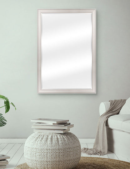 Espejo Biselado de Pared Enmarcado en color Blanco con textura de madera