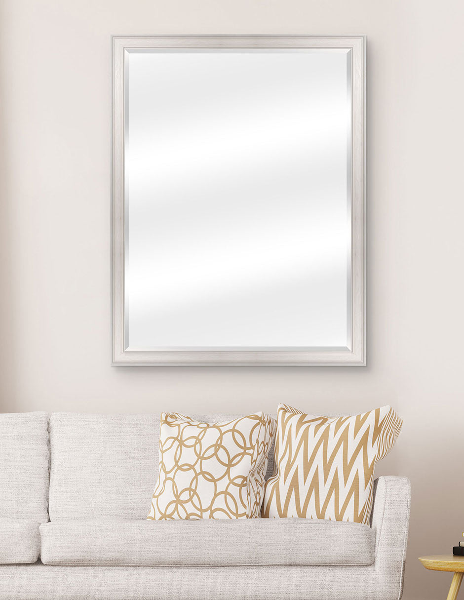 Espejo Biselado de Pared Enmarcado en color Blanco con textura de madera