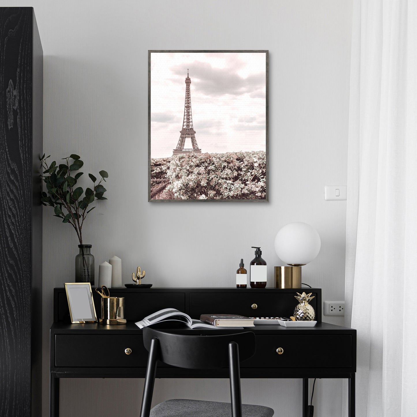 Torre Eiffel Haze - Heather Loriece