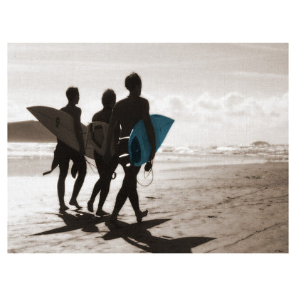 Tres surfistas - Noah Bay